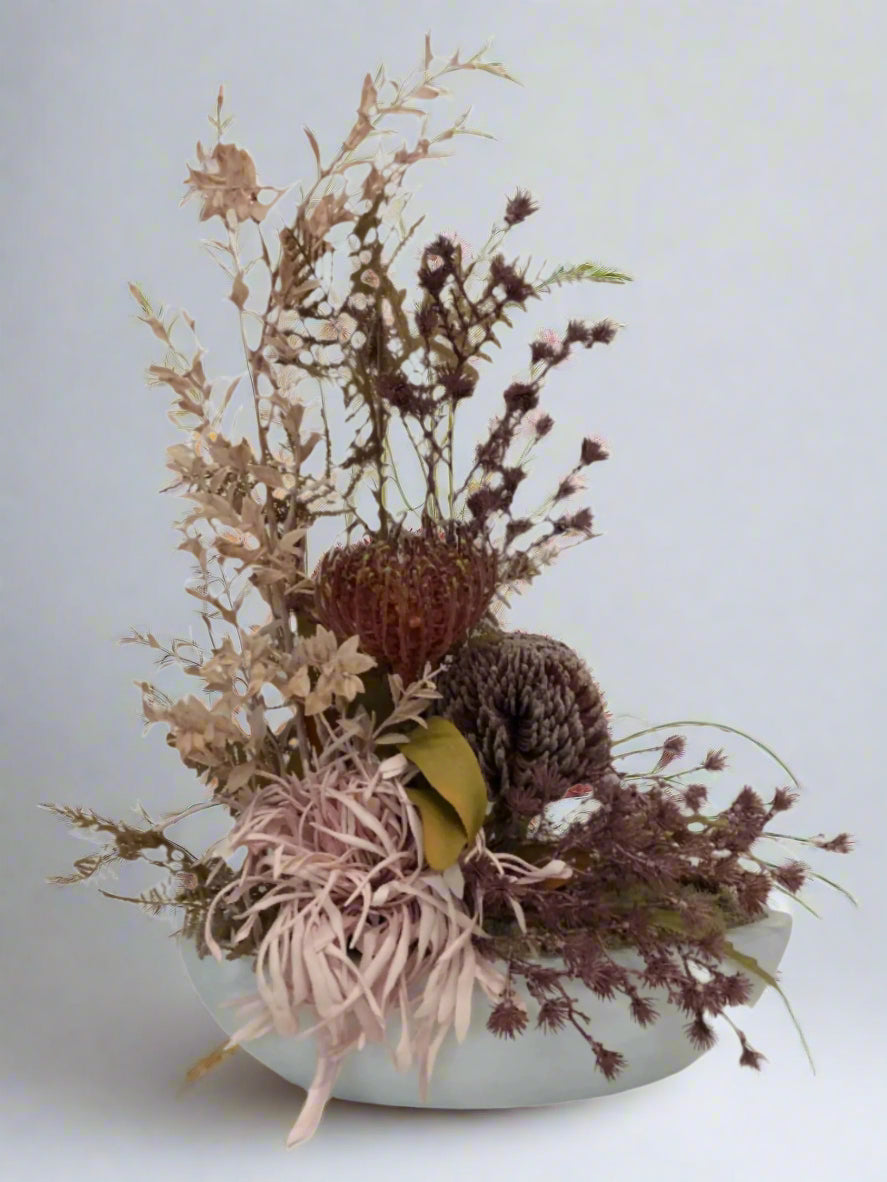 Artificial flower arrangement