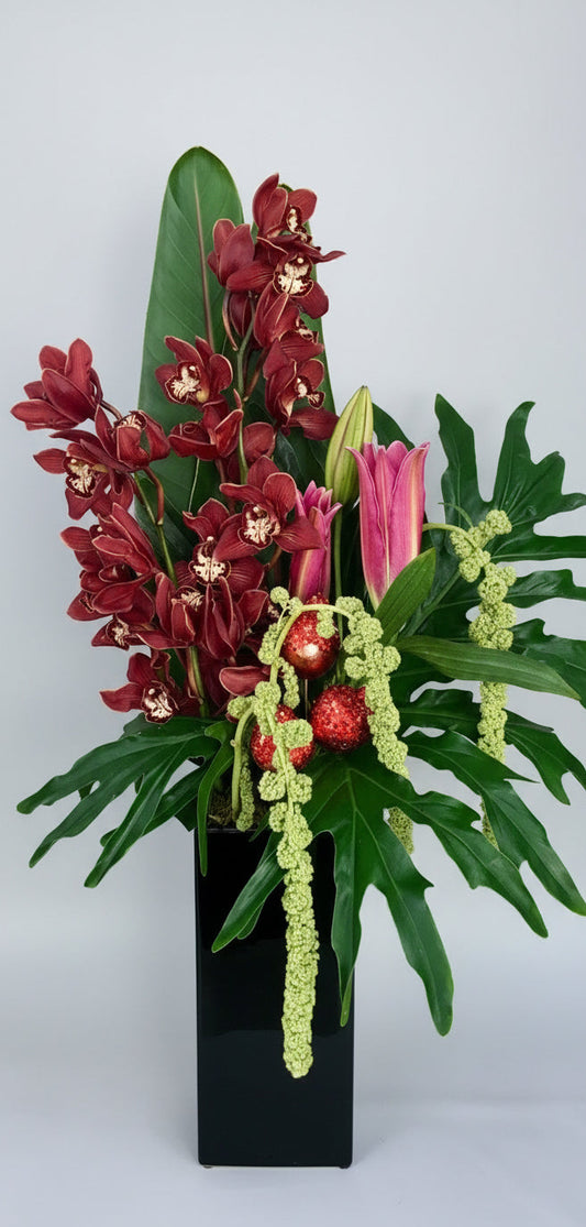 Christmas Ceramic Arrangement